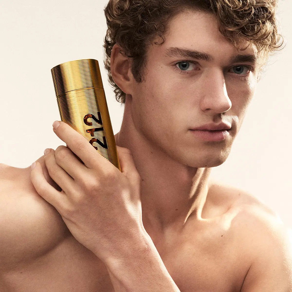 CAROLINA HERRERA 212 MEN PARFUM EAU DE PARFUM HOMME 5 CAROLINA HERRERA 212 MEN PARFUM EAU DE PARFUM HOMME – Image 3