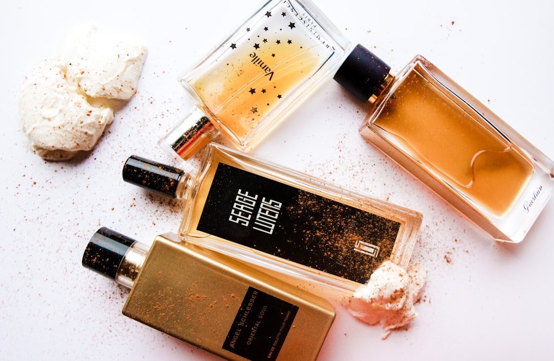 Unlocking the Secrets of Long-Lasting Perfume: A Guide to Parfum Longue Tenue According to Your Skin Type