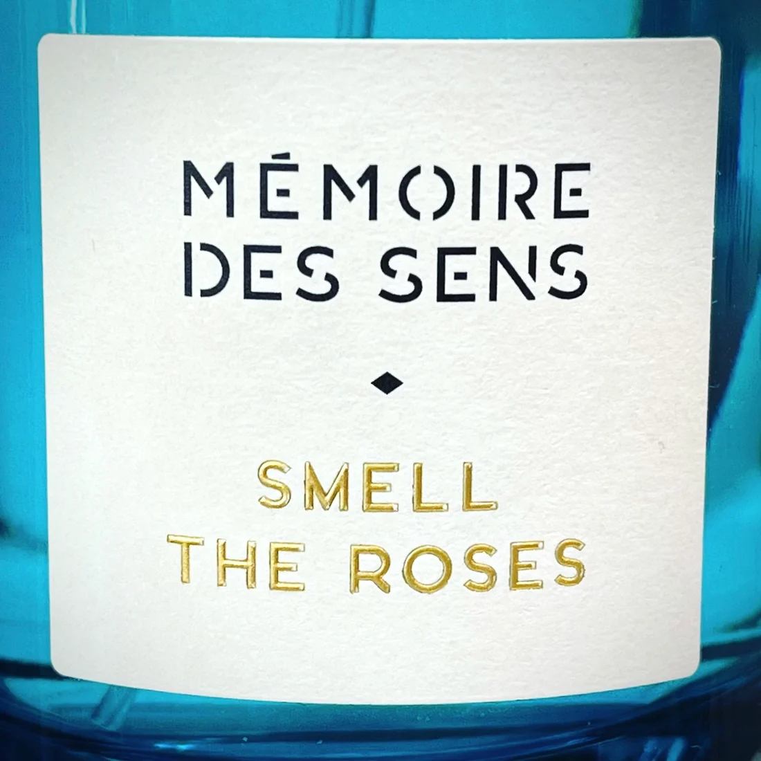 MÉMOIRE DES SENS SMELL THE ROSES - EAU DE PARFUM 5 MÉMOIRE DES SENS SMELL THE ROSES - EAU DE PARFUM – Image 3
